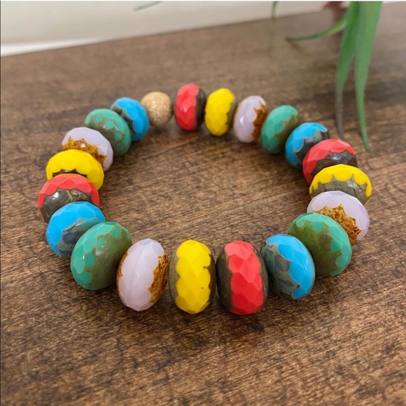 Stunning Stretchy Colorful Beaded Bracelet - Picture 5 of 6